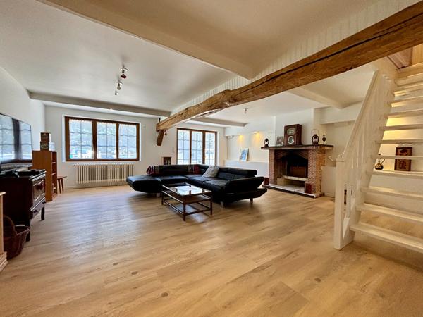 Maison dans un cadre buccolique