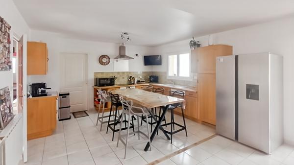 Maison La Trimouille 6 pièce(s) 150 m2