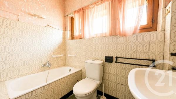 Maison à vendre  5 pièces - 99,60 m 2   ST BONNET EN CHAMPSAUR  - 05