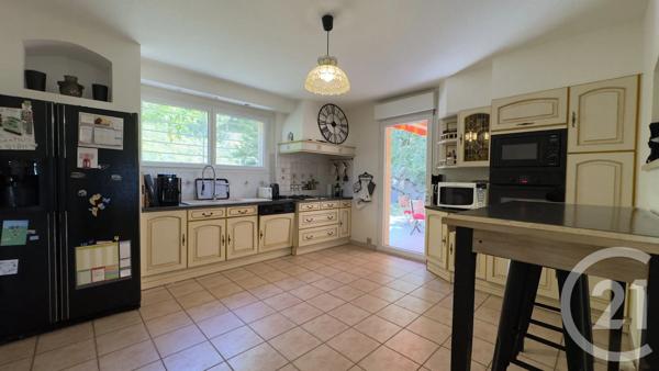 Maison à vendre  8 pièces - 169,60 m 2   GAP  - 05