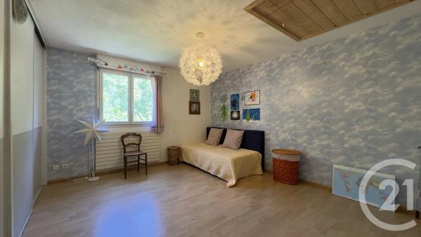 Maison à vendre  8 pièces - 169,60 m 2   GAP  - 05