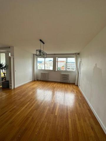 Appartement 5 pièces de 122 m² à Clermont-ferrand