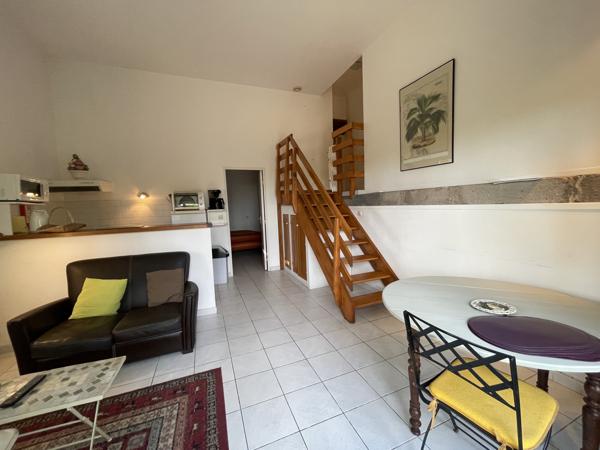 DEPT 34 - AGDE - VILLA ATYPIQUE 135 M2 - JARDIN 200 M2