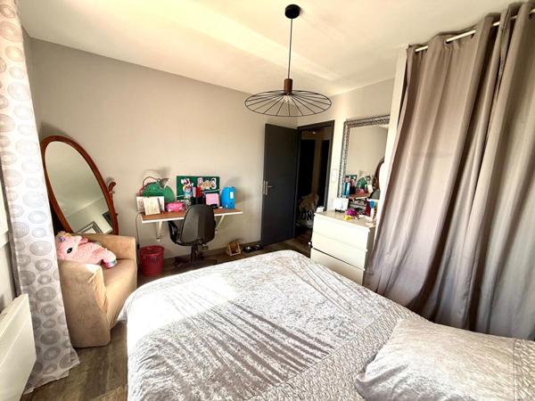 Villa R+1 84m² avec piscine