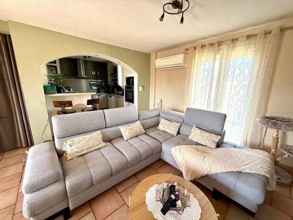 Villa R+1 84m² avec piscine