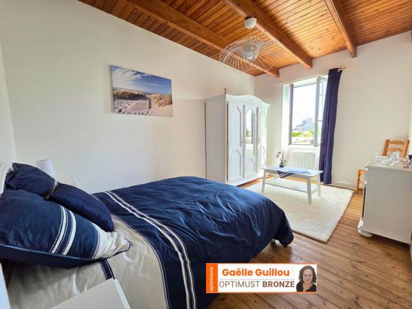 Maison familiale de 6 pièces avec garage et jardin - ROSCOFF