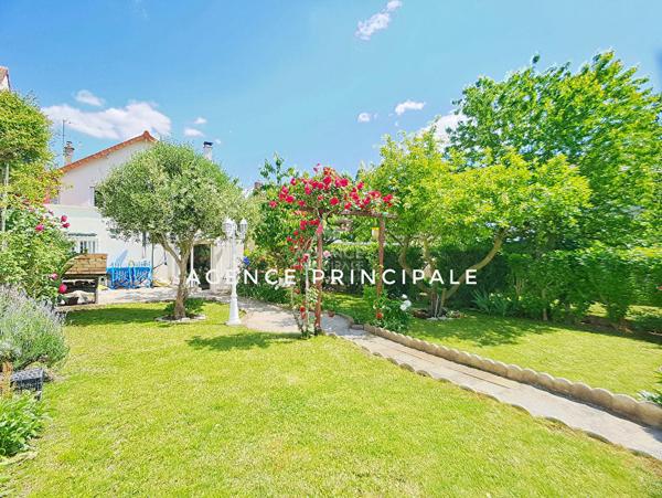 Argenteuil Les Côteaux - Maison 5 pièces, 3 chambres €369 000 ** - Référence 4488