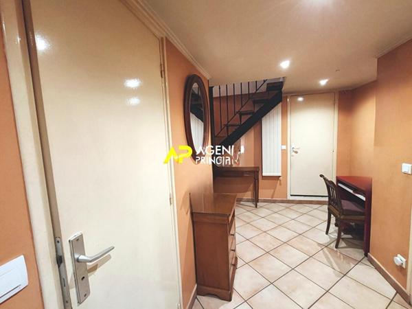 Argenteuil Les Côteaux - Maison 5 pièces, 3 chambres €369 000 ** - Référence 4488