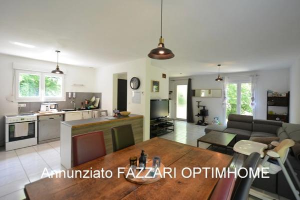 À Vendre en exclusivité, proche de la Belgique et du Luxembourg, une maison individuelle de 3 chambres située sur la commune de Dun-sur-Meuse !