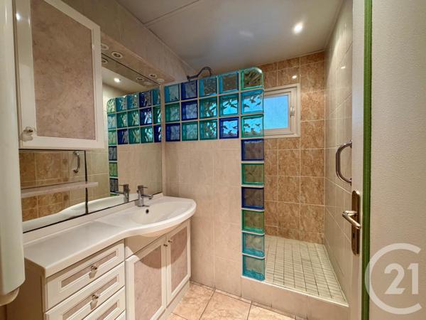 Appartement F4 à vendre  4 pièces - 76,88 m2 TOULON - 83