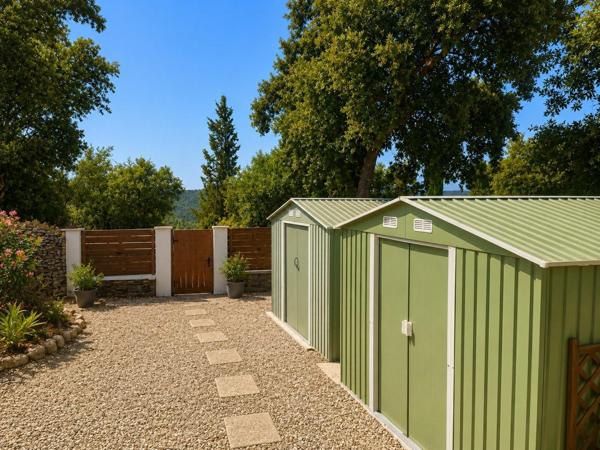 Ce n'est pas un mobil home… c'est votre future excuse pour venir dans le Var tous les week-ends !