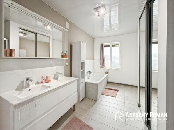 Sin-le-Noble (59450) Maison de ville - 4 pièces - 130m2