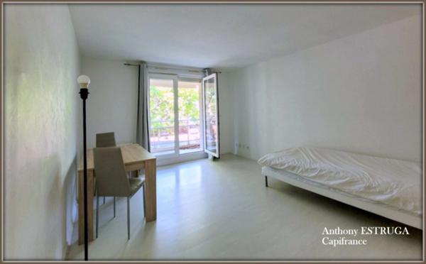 MURET CENTRE, appartement 2 pièces, 49m2 avec parking et terrasse.