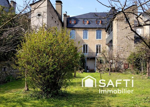 IMMEUBLE LOCATIF - MAISON de MAITRE du XVIIè