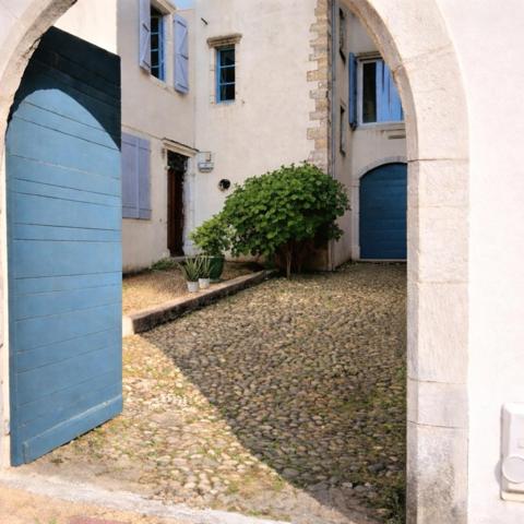 IMMEUBLE LOCATIF - MAISON de MAITRE du XVIIè