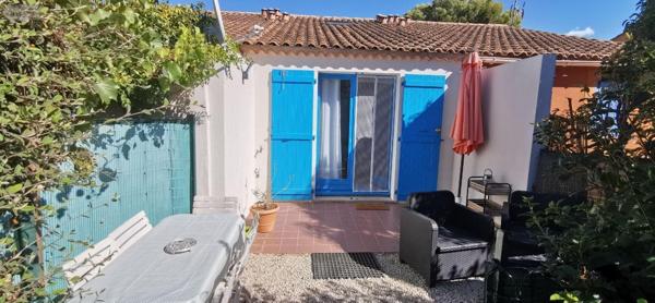 Studio à vendre à Mouriès dans les Bouches-du-Rhône (13890), ref : 075/153