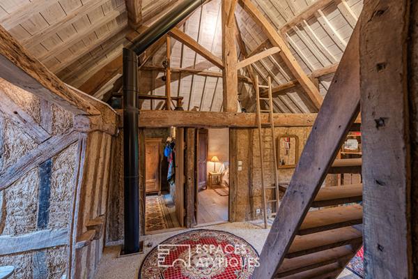 Maison normande avec herbage et boxes pour chevaux