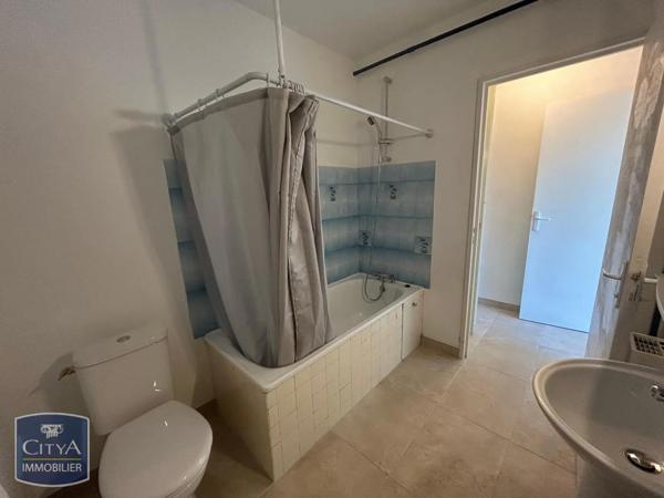 Appartement à louer 1 pièce 40.59m² Rognac (13340)
