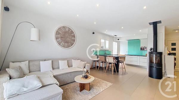 Maison à vendre  4 pièces - 88,72 m 2   ST GILLES  - 30