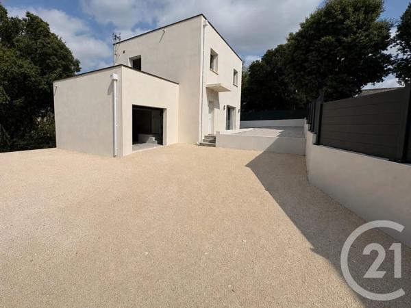 Maison à vendre  4 pièces - 88,72 m 2   ST GILLES  - 30