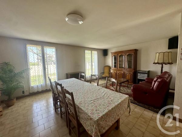 Maison à vendre  4 pièces - 88,72 m 2   ST GILLES  - 30