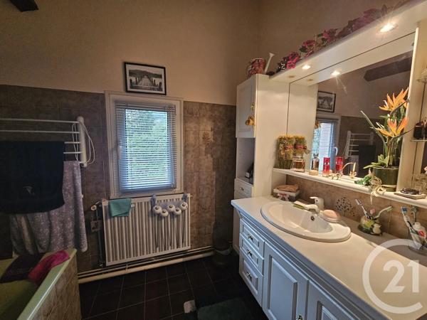 Maison à vendre  4 pièces - 110 m 2   FERRIERES SUR ARIEGE  - 09