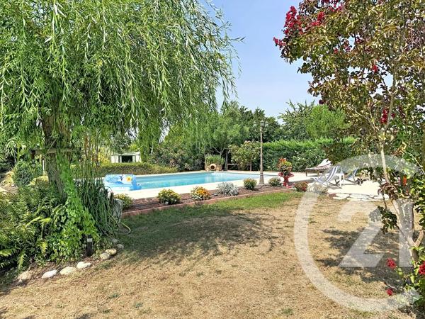 Maison à vendre  6 pièces - 183 m 2   ST QUIRC  - 09
