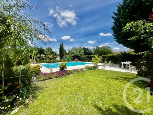 Maison à vendre  6 pièces - 183 m 2   ST QUIRC  - 09
