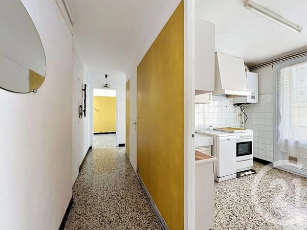 Appartement F3 à vendre  3 pièces - 58,80 m 2   SETE  - 34