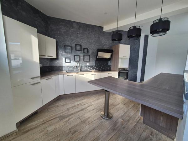 MAISON 4 CHAMBRES + GARAGE