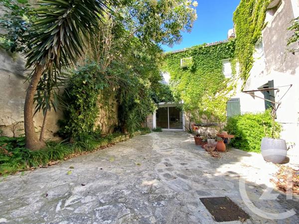 Maison à vendre  4 pièces - 177,30 m 2   LUNEL  - 34