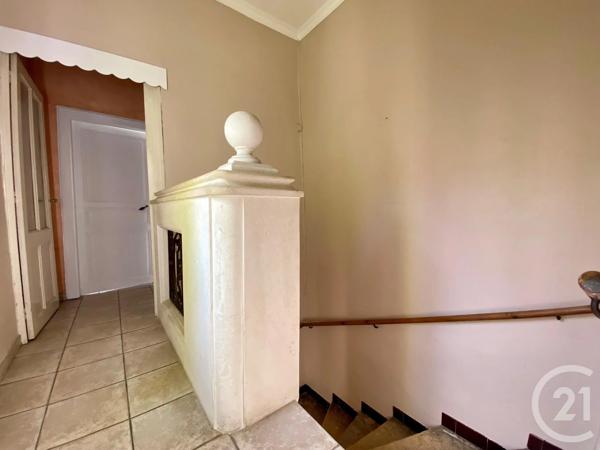 Maison à vendre  4 pièces - 177,30 m 2   LUNEL  - 34
