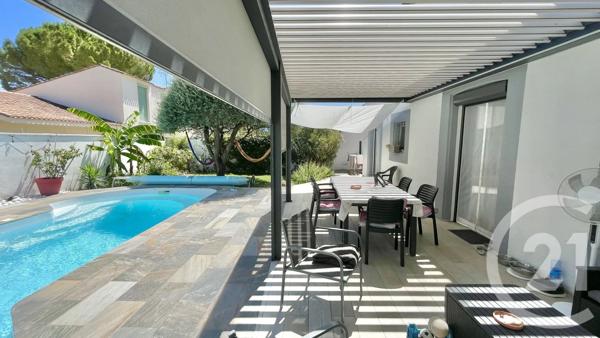Maison à vendre  4 pièces - 177,30 m 2   LUNEL  - 34