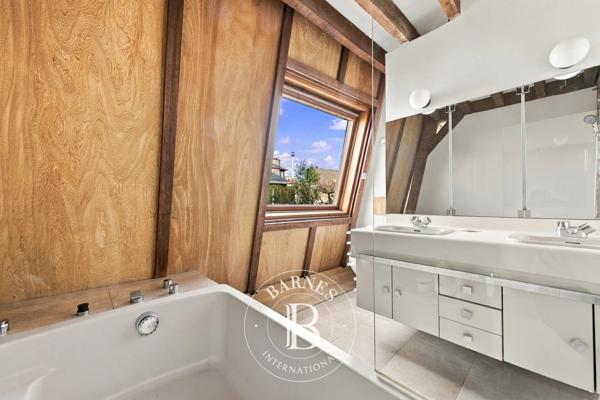 Paris 3ème, Appartement 3 Chambres -  172 m² à vendre