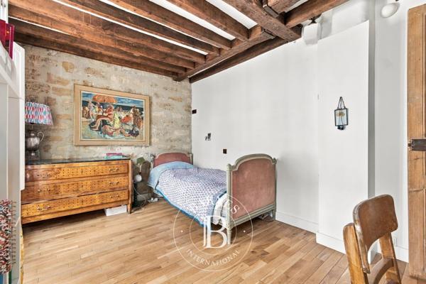 Paris 3ème, Appartement 3 Chambres -  172 m² à vendre