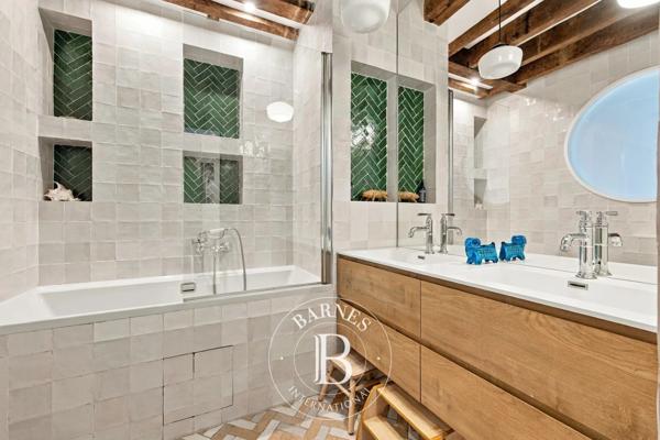 Paris 3ème, Appartement 3 Chambres -  172 m² à vendre