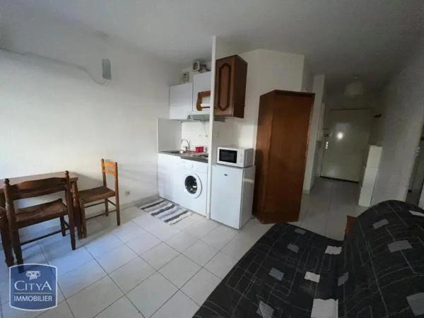 Appartement à louer 1 pièce 18.78m² Marseille 5e Arrondissement (13005)