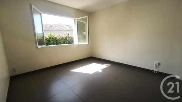 Maison à vendre  5 pièces - 166,48 m 2   LACHAPELLE AUZAC  - 46