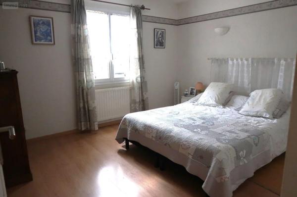 Achat - Maison | Pavillon Availles-en-Châtellerault 86530 7 pièces 155 m 2 4920 m 2