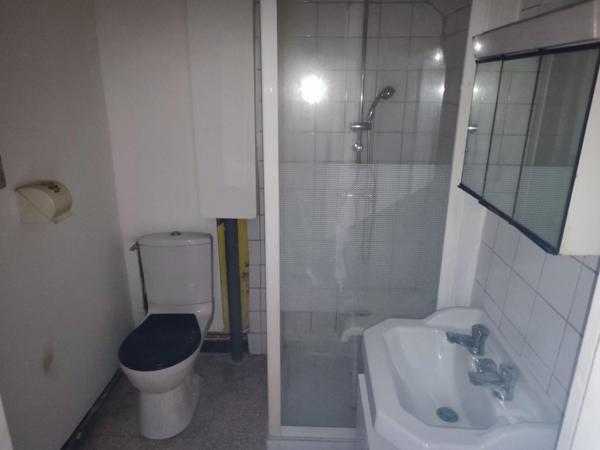 SAACY-SUR-MARNE : Maison de 65m² à rénover.