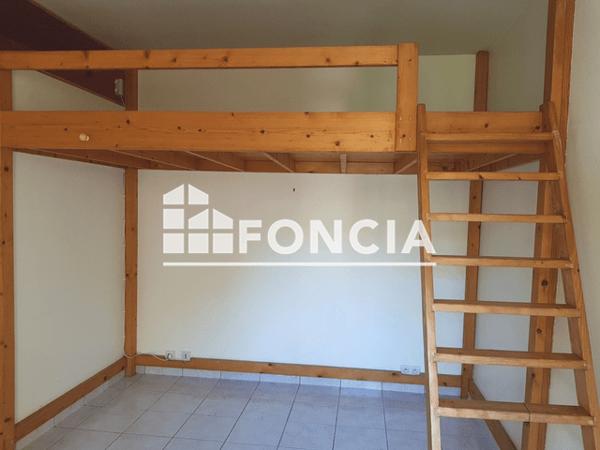 Location Studio 14.42 m² - 6 RUE DE KERJULAUDE Lorient 56100