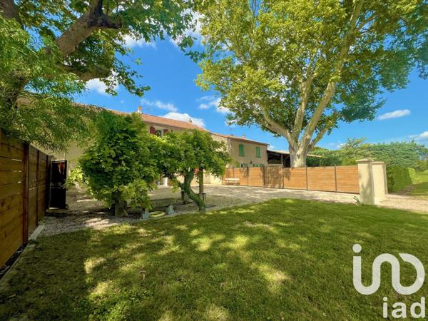 Maison 5 pièces de 170 m² à Sarrians (84260)