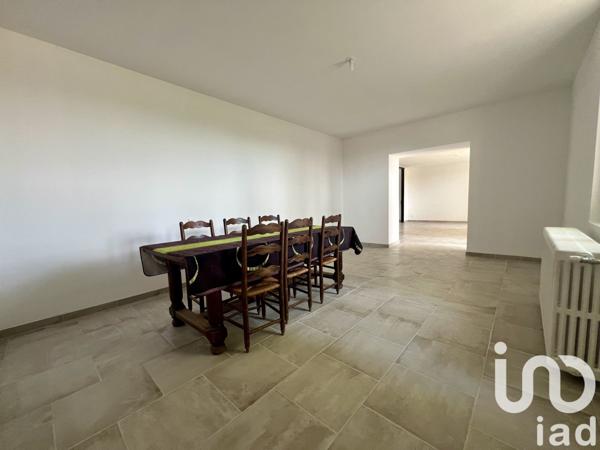 Maison 5 pièces de 170 m² à Sarrians (84260)