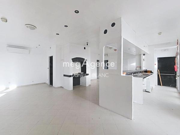 Local Commercial à Chartres, 28000 - 6 pièces 200m²