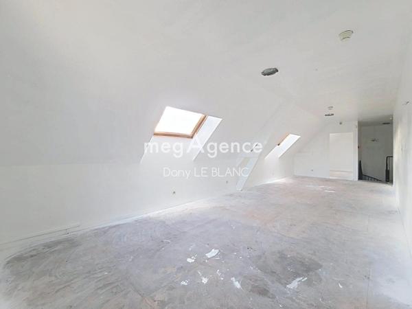 Local Commercial à Chartres, 28000 - 6 pièces 200m²