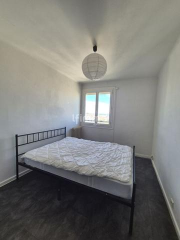 T3 56m2 Dernier étage Résidence Parc Fleuri 13009