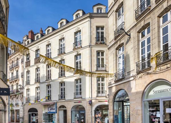 Vente Appartement 2 pièces 67 m2 à Nantes