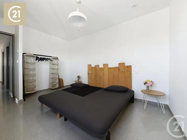 Maison à vendre  5 pièces - 110 m 2   SERIGNAN  - 34