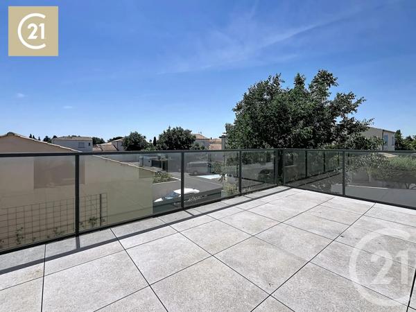 Maison à vendre  5 pièces - 110 m 2   SERIGNAN  - 34
