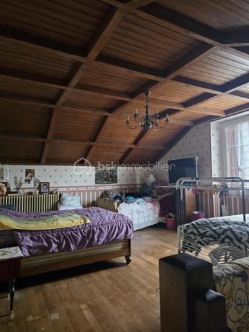 Maison ancienne de 220 m²